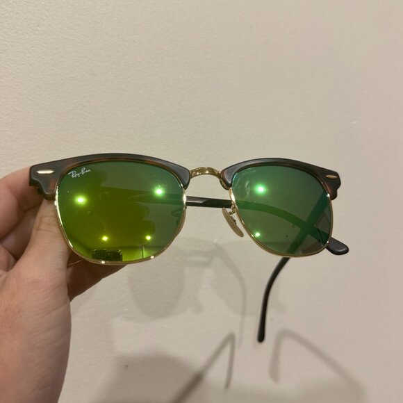 Ray-Ban Clubmaster RB3016 1145/19 (Green Mirror) – Hipster Classic main image 4